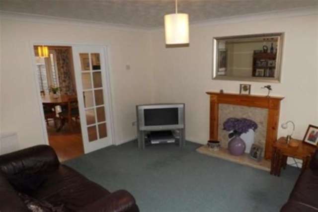  Image of 3 bedroom Detached house to rent in Wisley Close West Bridgford Nottingham NG2 at Nottingham, NG2 7NY