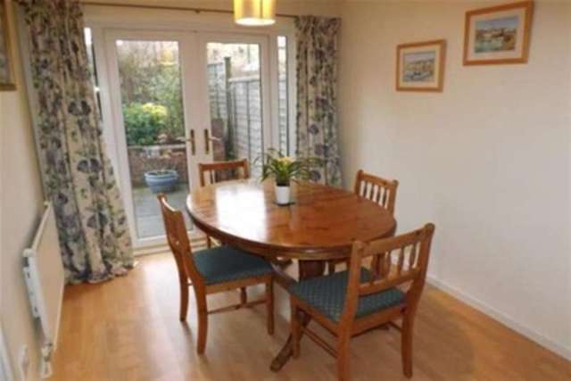  Image of 3 bedroom Detached house to rent in Wisley Close West Bridgford Nottingham NG2 at Nottingham, NG2 7NY