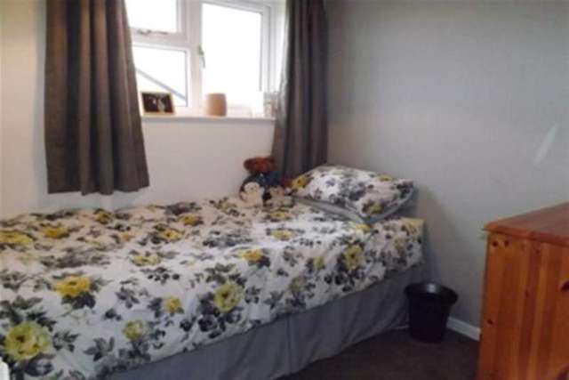  Image of 3 bedroom Detached house to rent in Wisley Close West Bridgford Nottingham NG2 at Nottingham, NG2 7NY