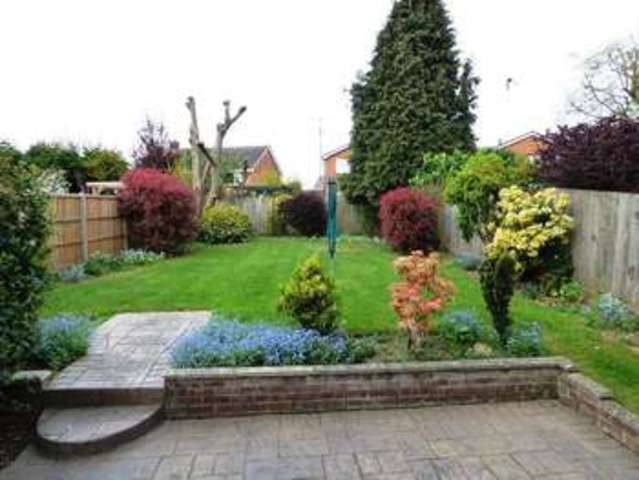  Image of 3 bedroom Detached house to rent in Woodrow Drive Wokingham RG40 at Woodrow Drive Wokingham Wokingham, RG40 1RU