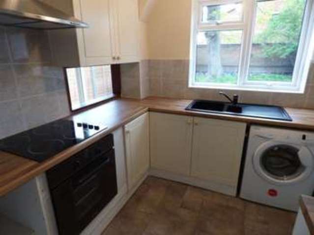  Image of 3 bedroom Detached house to rent in Whaley Road Wokingham RG40 at Whaley Road Wokingham Wokingham, RG40 1QA