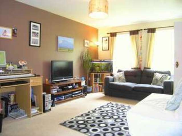  Image of 1 bedroom Flat for sale in Oakley Northcroft Wooburn Green High Wycombe HP10 at Northcroft Wooburn Green Wooburn Green, HP10 0BZ