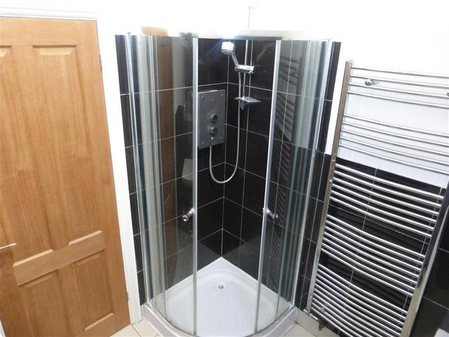  Image of 2 bedroom Detached house to rent in Woodview Drive Edgbaston Birmingham B15 at Woodview Drive  BIRMINGHAM, B15 2JF