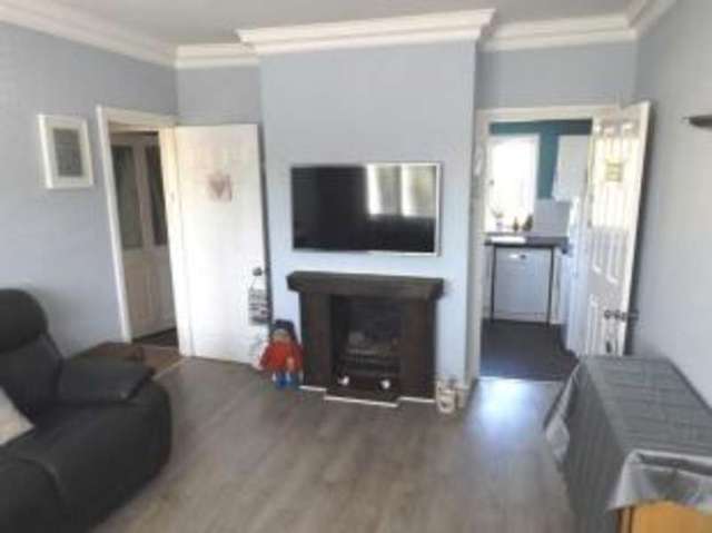  Image of 2 bedroom Flat for sale in Tysea Hill Stapleford Abbotts Romford RM4 at Tysea Hill Romford Stapleford Abbotts, RM4 1JP