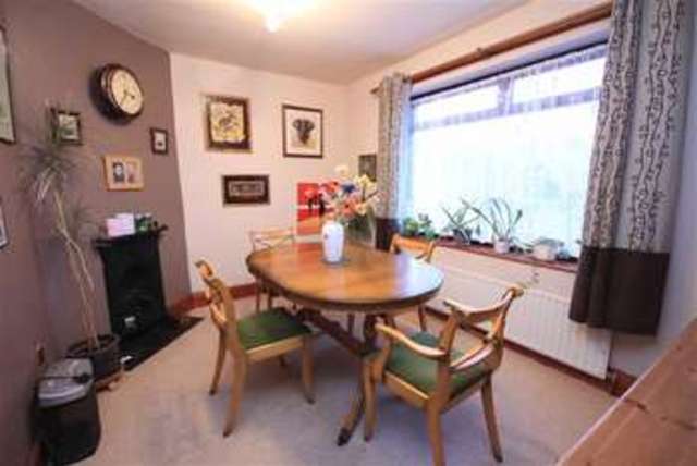  Image of 3 bedroom Property for sale in Weirside Avenue Wroughton Swindon SN4 at Weirside Avenue Wroughton Wroughton, SN4 9AL
