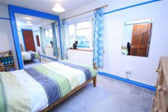  Image of 3 bedroom Property for sale in Weirside Avenue Wroughton Swindon SN4 at Weirside Avenue Wroughton Wroughton, SN4 9AL