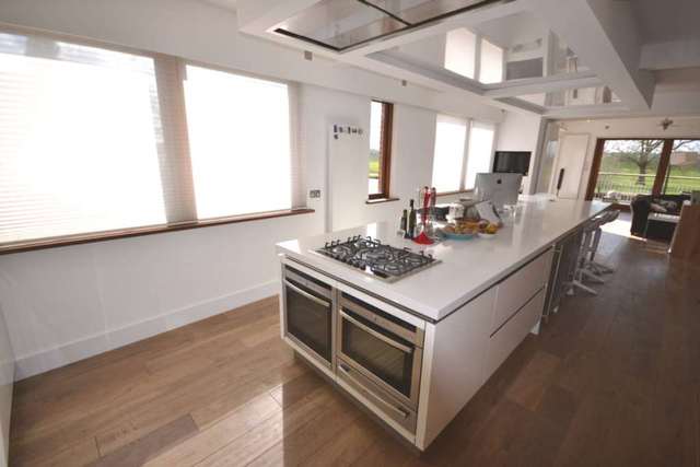  Image of 3 bedroom Detached house for sale in The Warren Caversham Reading RG4 at The Warren Caversham Reading, RG4 7TH