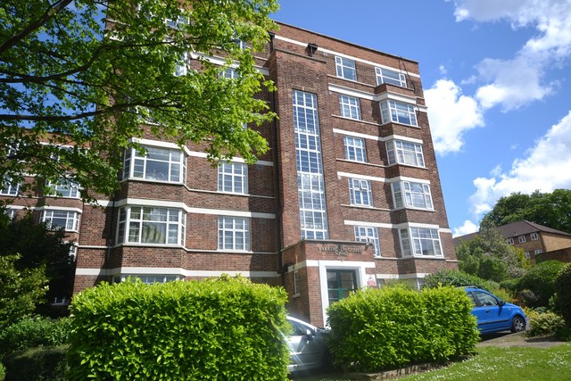  Image of 2 bedroom Property to rent in Colney Hatch Lane London N10 at Colney Hatch Lane  Muswell Hill, N10 1QH
