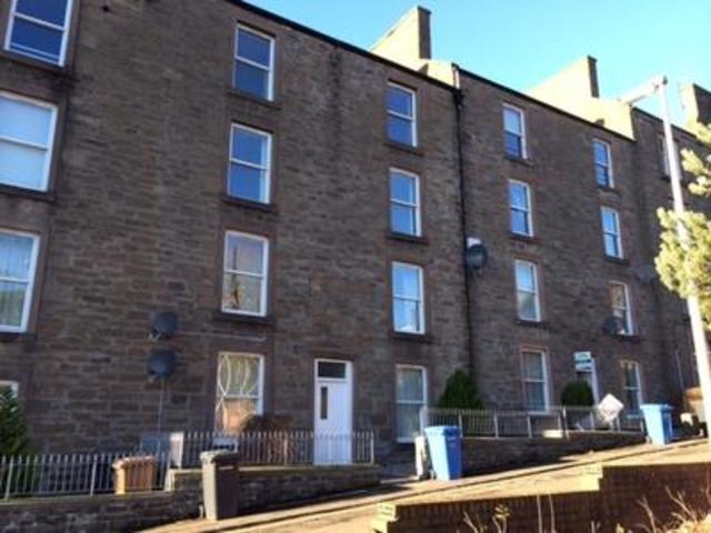  Image of 3 bedroom Flat to rent in Baxter Park Terrace Dundee DD4 at Union Place  Dundee, DD4 6NL