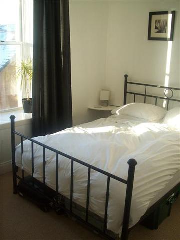  Image of 1 bedroom Flat to rent in Benvie Road Dundee DD2 at West End Dundee Dundee, DD2 2LH