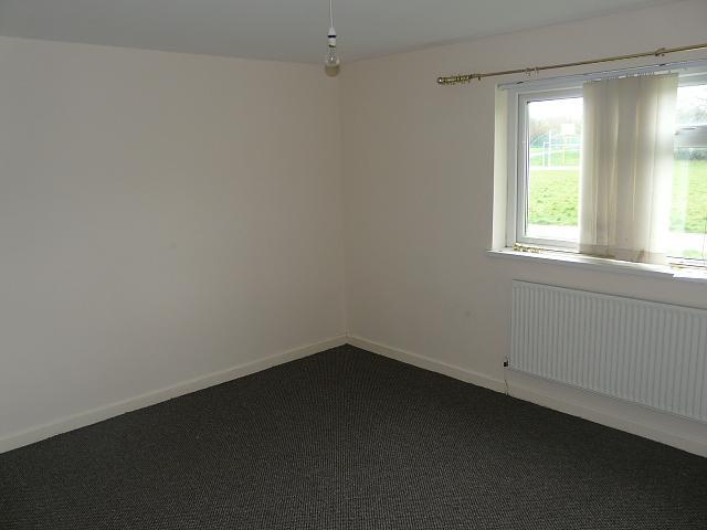  Image of 2 bedroom Ground Flat to rent in Burt Street Cardiff CF10 at Cardiff, CF10 5FZ