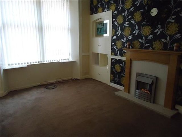 Image of 1 bedroom Flat to rent in Chapman Street Glasgow G42 at Govanhill Glasgow Glasgow, G42 8NF