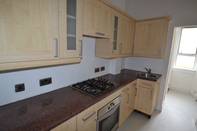  Image of 2 bedroom Flat to rent in Copland Road Govan Glasgow G51 at Ibrox Glasgow Glasgow, G51 2UT