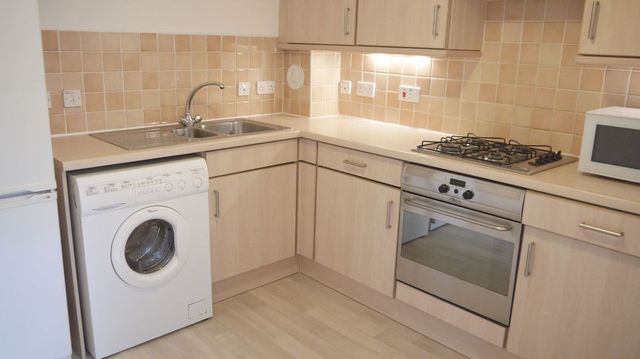  Image of 1 bedroom Flat to rent in Cresswell Street Glasgow G12 at Hillhead Glasgow Glasgow, G12 8BY