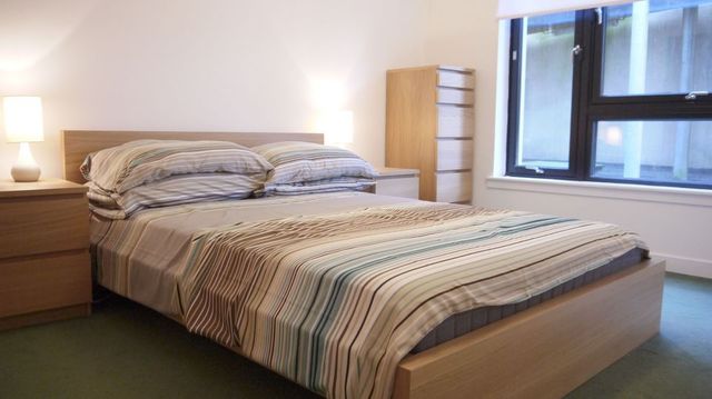 Image of 1 bedroom Flat to rent in Cresswell Street Glasgow G12 at Hillhead Glasgow Glasgow, G12 8BY
