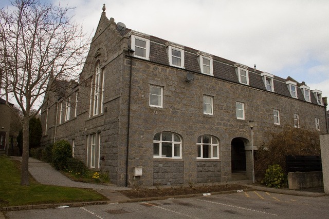  Image of 4 bedroom Detached house to rent in Cults Court Cults Aberdeen AB15 at Cults Aberdeen Aberdeen, AB15 9SZ