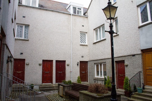  Image of 4 bedroom Detached house to rent in Cults Court Cults Aberdeen AB15 at Cults Aberdeen Aberdeen, AB15 9SZ
