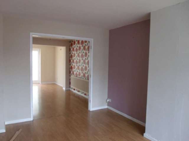  Image of 3 bedroom Detached house to rent in Darvel Road Willenhall WV12 at Darvel Road  Willenhall, WV12 4TU