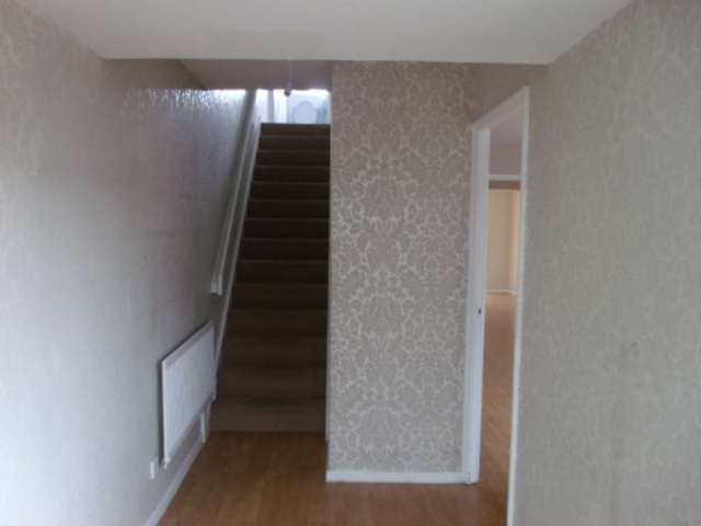  Image of 3 bedroom Detached house to rent in Darvel Road Willenhall WV12 at Darvel Road  Willenhall, WV12 4TU