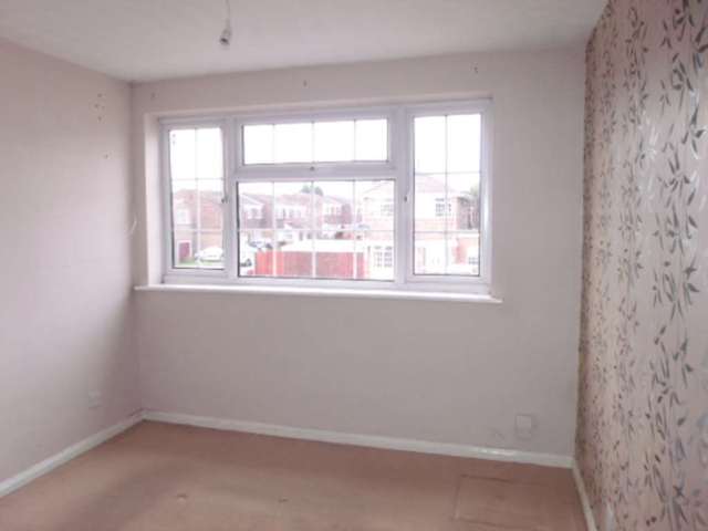  Image of 3 bedroom Detached house to rent in Darvel Road Willenhall WV12 at Darvel Road  Willenhall, WV12 4TU