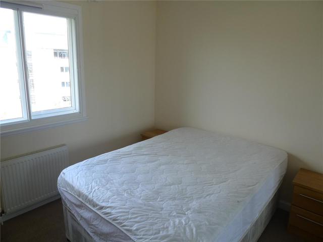 Image of 2 bedroom Flat to rent in Duff Road Edinburgh EH11 at Dalry Edinburgh Edinburgh, EH11 2TH