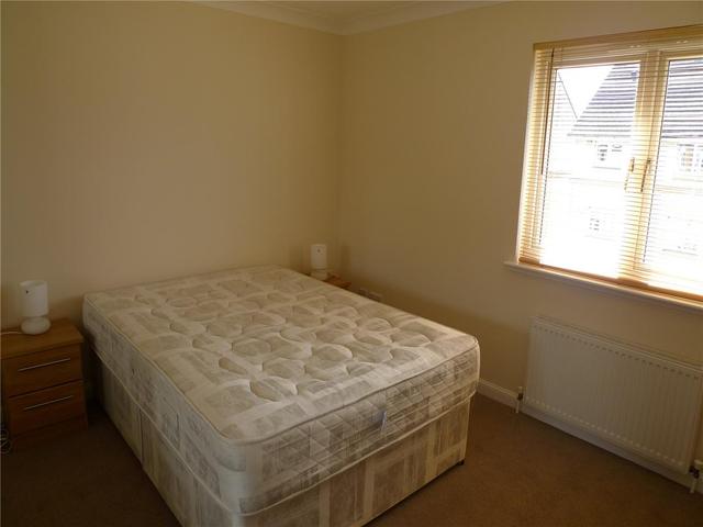  Image of 2 bedroom Flat to rent in Duff Road Edinburgh EH11 at Dalry Edinburgh Edinburgh, EH11 2TH