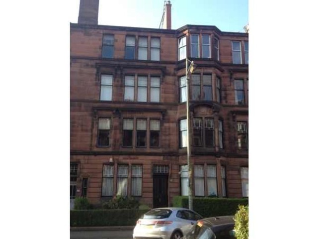  Image of 3 bedroom Flat to rent in Falkland Street Dowanhill Glasgow G12 at Hyndland Glasgow Glasgow, G12 9QY