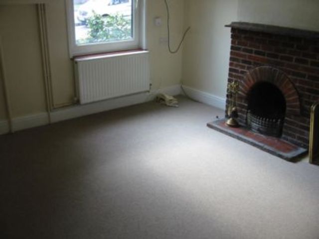  Image of 2 bedroom Cottage to rent in Fareham Road Wickham Fareham PO17 at Fareham Road  Fareham, PO17 5DJ