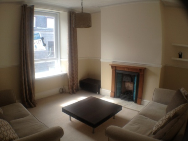  Image of 1 bedroom Flat to rent in Fraser Street Aberdeen AB25 at Old Aberdeen Aberdeen Aberdeen, AB25 3XS