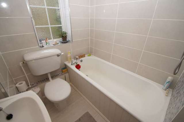  Image of 3 bedroom Terraced house for sale in Gade Close Hemel Hempstead HP1 at Gade Close  Hemel Hempstead, HP1 3LH