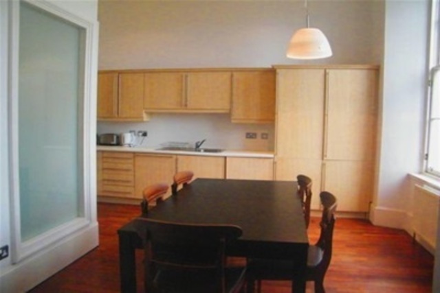  Image of 3 bedroom Flat to rent in Hamilton Park Avenue Glasgow G12 at Botanics Glasgow Glasgow, G12 8DU