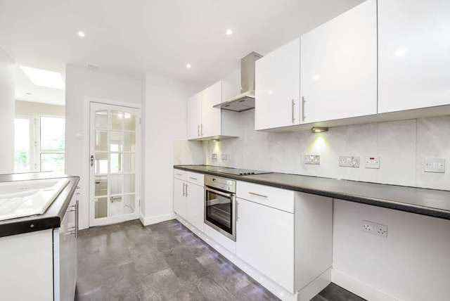  Image of 3 bedroom Detached house for sale in Hillcrest Road London E17 at Hillcrest Road Walthamstow London, E17 4AP