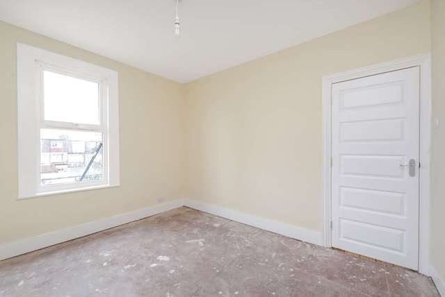  Image of 3 bedroom Detached house for sale in Hillcrest Road London E17 at Hillcrest Road Walthamstow London, E17 4AP