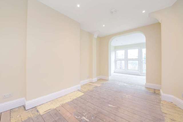  Image of 3 bedroom Detached house for sale in Hillcrest Road London E17 at Hillcrest Road Walthamstow London, E17 4AP
