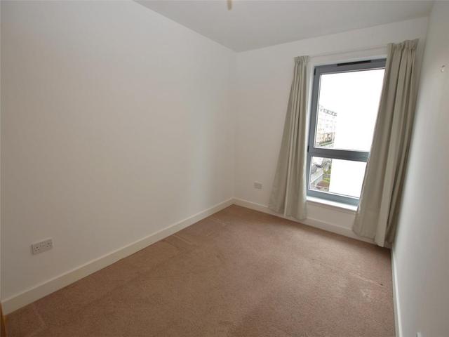  Image of 3 bedroom Flat to rent in Hopetoun Street Edinburgh EH7 at City Centre Edinburgh Edinburgh, EH7 4ND