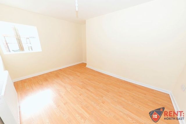  Image of 2 bedroom Flat to rent in Hylton Road Sunderland SR4 at Hylton Road Array South Hylton, SR4 7AB
