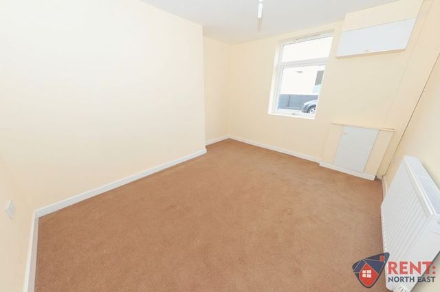  Image of 2 bedroom Flat to rent in Hylton Road Sunderland SR4 at Hylton Road Array South Hylton, SR4 7AB