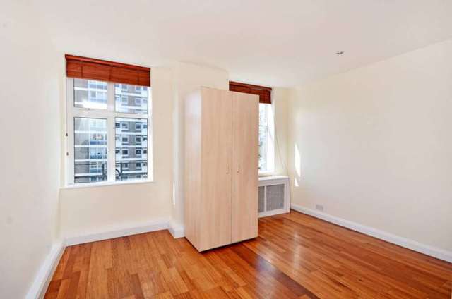  Image of 4 bedroom Apartment to rent in Edgware Road London W2 at Kendal St Edgware Road London, W2 2QJ