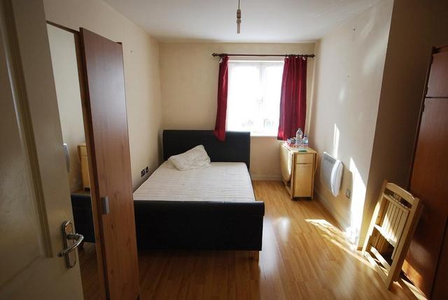  Image of 2 bedroom Flat for sale in King George Crescent Wembley HA0 at WEMBLEY, HA0 2FJ