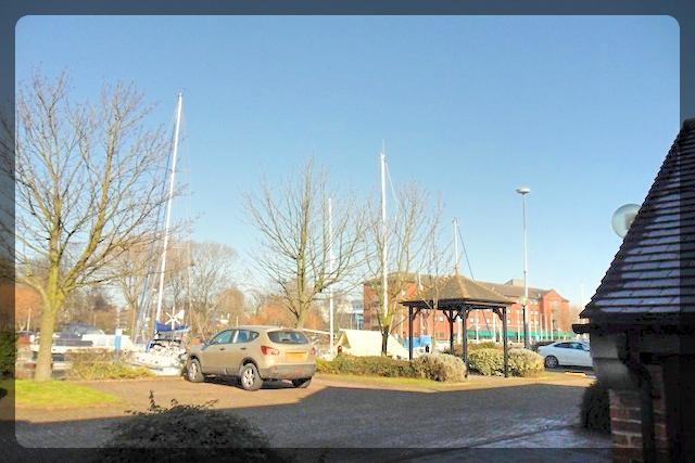  Image of 2 bedroom Flat to rent in Kingston Wharf Kingston Street Hull HU1 at Kingston Street  Hull, HU1 2ES