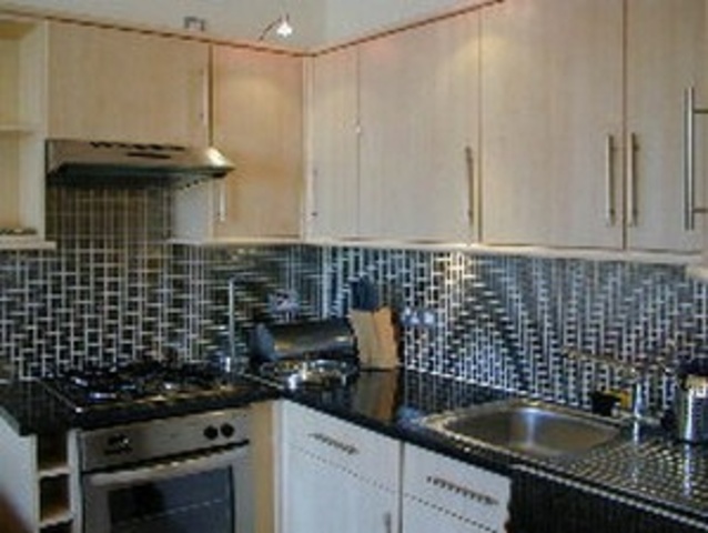 Image of 2 bedroom Flat to rent in Lauriston Street Edinburgh EH3 at Tollcross Edinburgh Edinburgh, EH3 9DQ