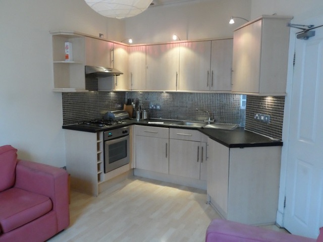  Image of 2 bedroom Flat to rent in Lauriston Street Edinburgh EH3 at Tollcross Edinburgh Edinburgh, EH3 9DQ