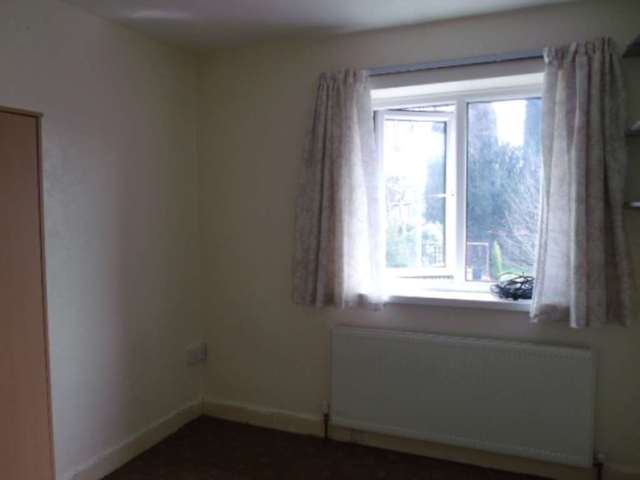  Image of 2 bedroom End of Terrace to rent in Leighswood Avenue Aldridge Walsall WS9 at Leighswood Avenue Aldridge Walsall, WS9 8AU