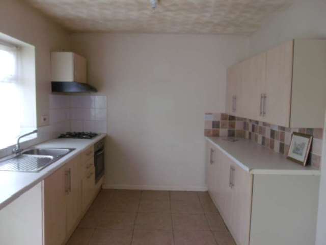  Image of 2 bedroom End of Terrace to rent in Leighswood Avenue Aldridge Walsall WS9 at Leighswood Avenue Aldridge Walsall, WS9 8AU