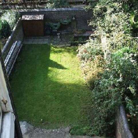  Image of 3 bedroom Semi-Detached house to rent in Lymington Road Dagenham RM8 at Lymington Road Barking & Dagenham Dagenham, RM8 1RT