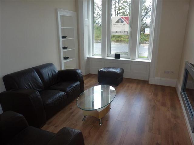  Image of 2 bedroom Flat to rent in Meadowside Street Renfrew PA4 at Renfrew Renfrewshire Renfrewshire, PA4 8SP