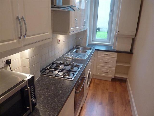  Image of 2 bedroom Flat to rent in Meadowside Street Renfrew PA4 at Renfrew Renfrewshire Renfrewshire, PA4 8SP