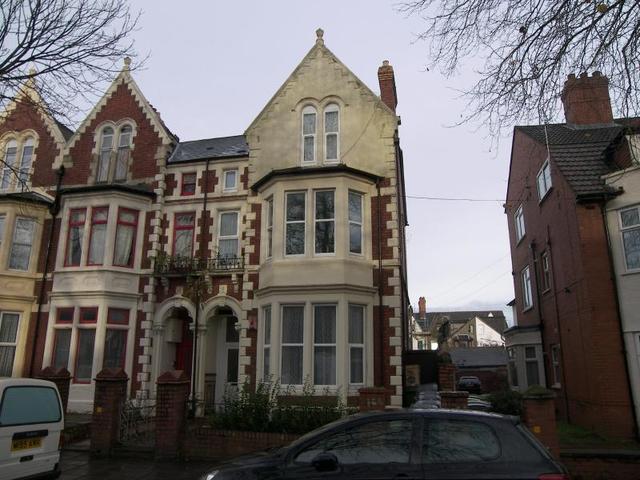  Image of 1 bedroom Detached house to rent in Pen-Y-Lan Road Cardiff CF24 at Flat 4 Pen-Y-Lan Cardiff, CF24 3PF