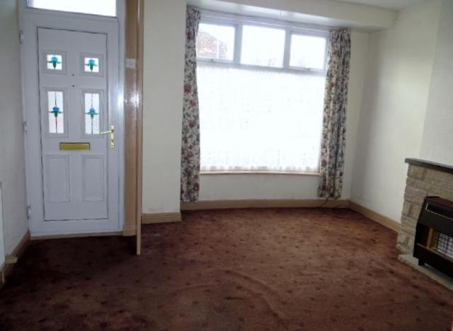  Image of 2 bedroom Terraced house for sale in Perth Street West Hull HU5 at Chanterlands Avenue  Hull, HU5 3UB