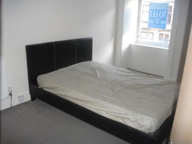  Image of 2 bedroom Flat to rent in Preston Street Glasgow G42 at Govanhill Glasgow Glasgow, G42 7PR